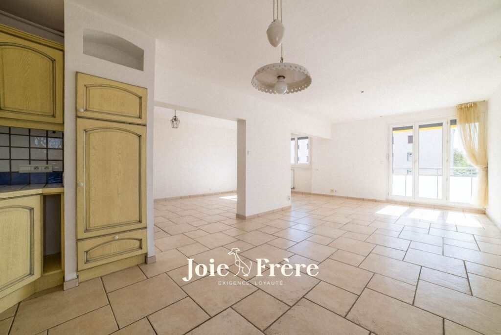 Pommaries 2/3 pièces avec parking privatif et deux balcons terr – 3 pièces – 1 chambre – 68.36 m²