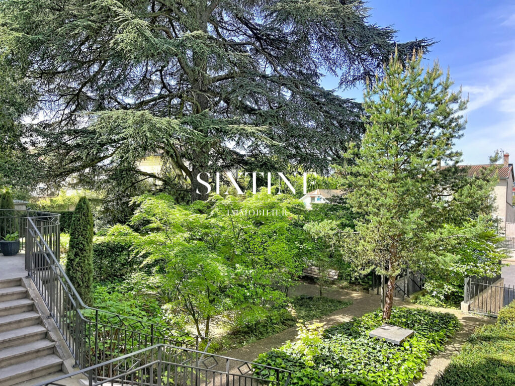 T2 avec balcon et piscine – 2 pièces – 1 chambre – 45.00 m²