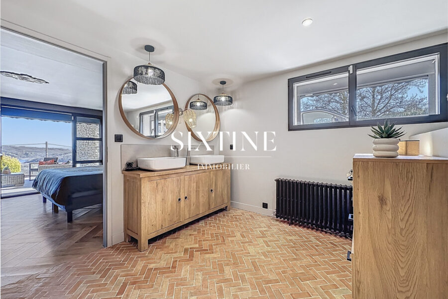Maison à vendre à Saint-marcel-bel-accueil