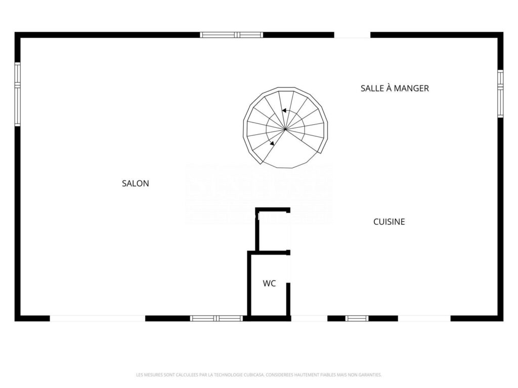 Propriété de caractère avec vue imprenable sur le lac de Mora – 5 pièces – 4 chambres – 300.00 m²