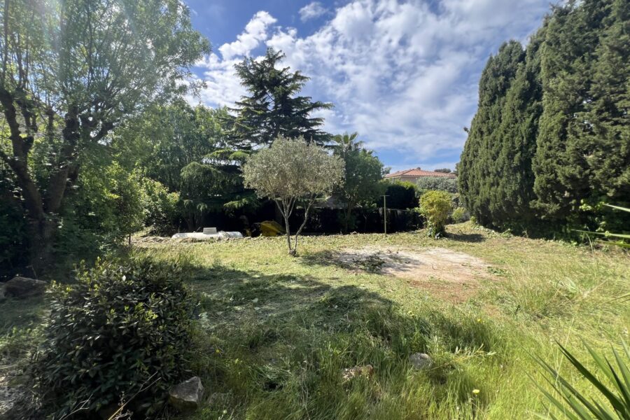 Terrain à vendre à Sanary-sur-mer