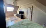 Magnifique maison familiale contemporaine en lisière de la Forêt des Bertranges avec double carport et garage – 7 pièces – 5 chambres – 180 m²