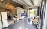 A VENDRE MAISON DE CARACTERE DE 278M² SUR TERRAIN DE 1562M² DONT UNE PARTIE CONSTRUCTIBLE A CERET – CENTRE VILLE – PROCHE DE TOUS LES COMMERCES ET DES ECOLES A PIED – AUCU VIS A VIS – PROCHE DU STADE – 11 pièces – 6 chambres – 278 m²