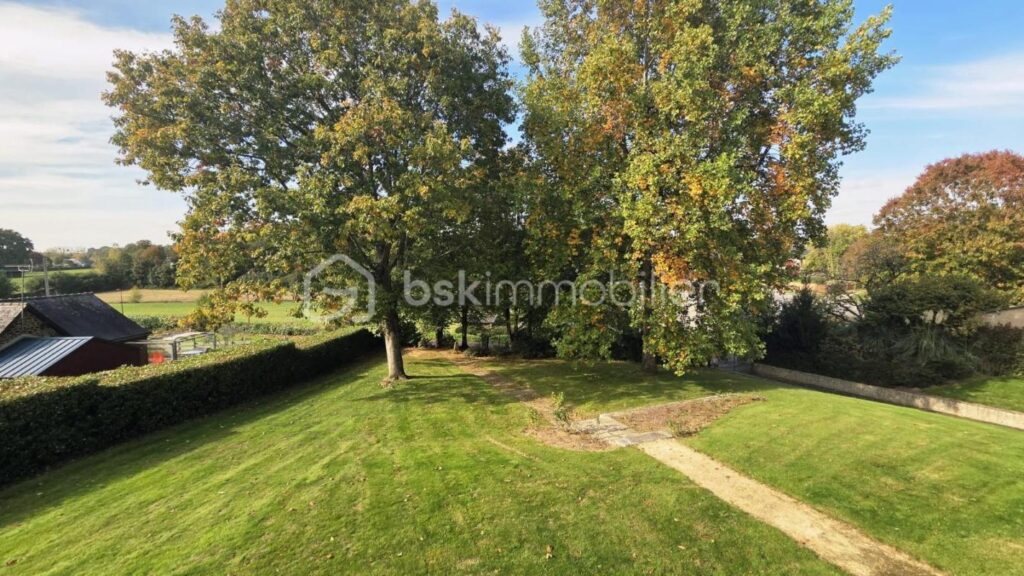 PROPRIETE D&rsquo;EXCEPTION AVEC PARC – PAS DE TRAVAUX – 12 pièces – 5 chambres – 353 m²
