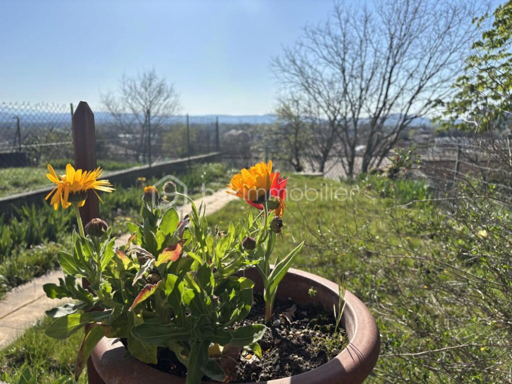Maison avec Jardin secteur calme – 5 pièces – 3 chambres – 81 m²