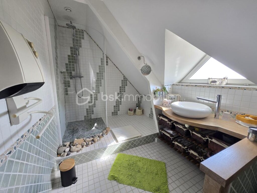 Magnifique Pavillon sur sous-sol de 177m² à Marzy – 5 pièces – 4 chambres – 177 m²