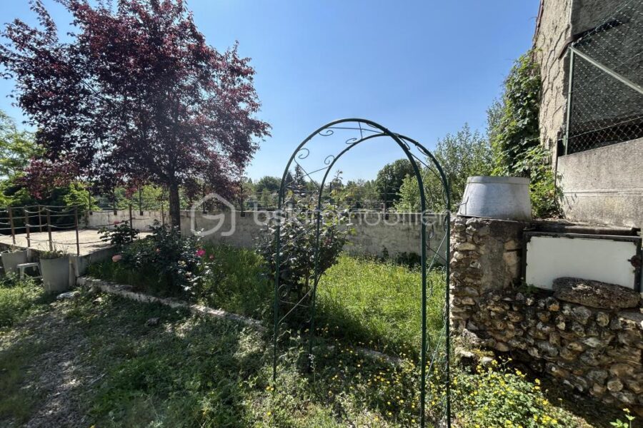 Maison à vendre à Laroche saint cydroine — Vue nature — photo 17