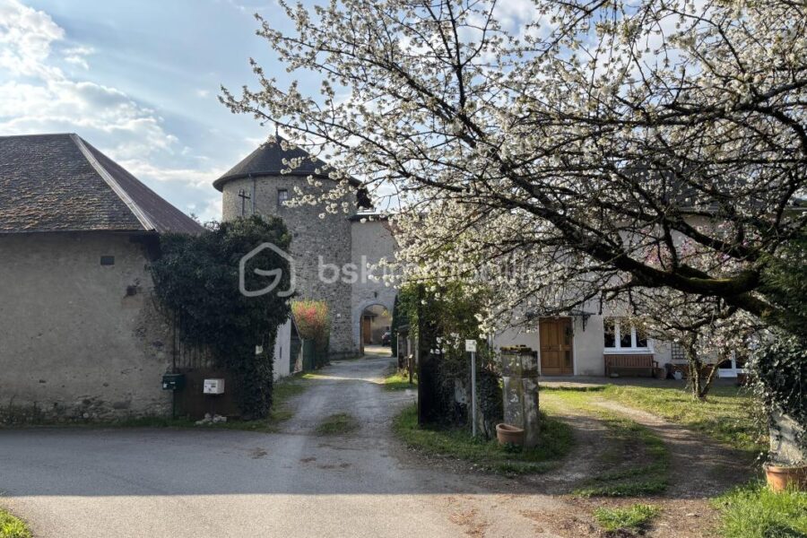 Maison à vendre à Sainte helene du lac