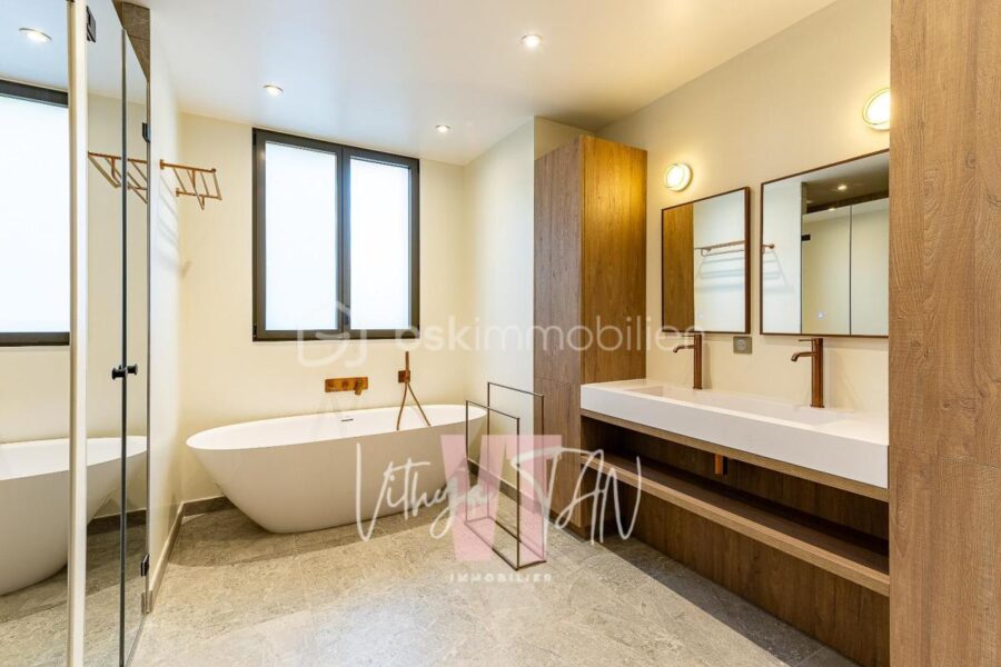Maison à vendre à Magny le hongre