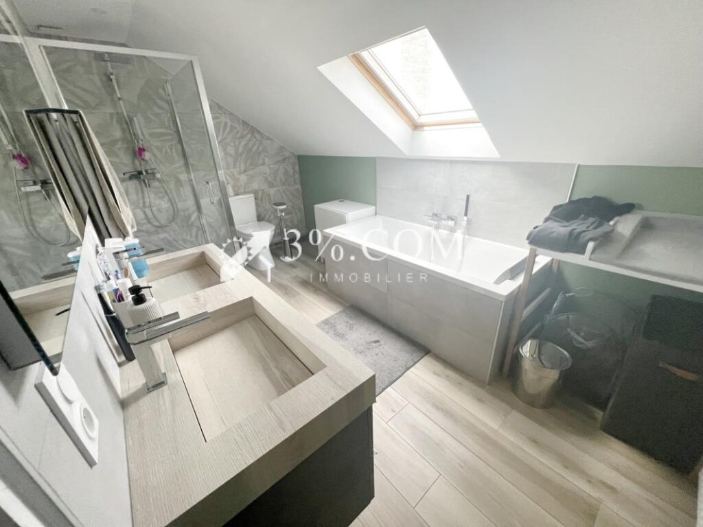 Maison de caractère de 1900 +Terrain 1300 m2 54300 Lunévill – 6 pièces – 3 chambres – 125 m²