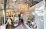 A VENDRE MAISON DE CARACTERE DE 278M² SUR TERRAIN DE 1562M² DONT UNE PARTIE CONSTRUCTIBLE A CERET – CENTRE VILLE – PROCHE DE TOUS LES COMMERCES ET DES ECOLES A PIED – AUCU VIS A VIS – PROCHE DU STADE – 11 pièces – 6 chambres – 278 m²