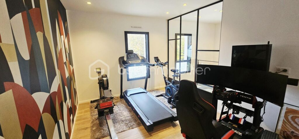 SUPERBE PROPRIETE DE 2021 AVEC SPA DE NAGE – 7 pièces – 4 chambres – 203 m²