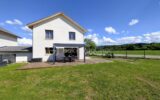 HAUTEVILLE-SUR-FIER — MAISON RECENTE — 4 CHAMBRES — CALME — VUE DEGAGEE — TERRASSE — JARDIN – 5 pièces – 4 chambres – 101 m²
