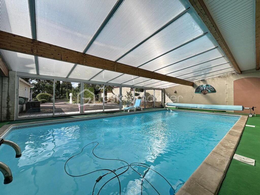 Propriété à Bressuire – 7 pièces – 4 chambres – 164 m²