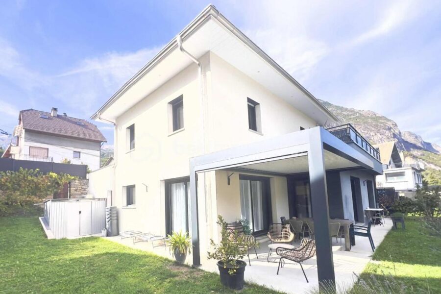 Maison à vendre à Saint jean de maurienne