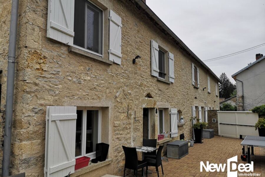 Maison à vendre à Devecey