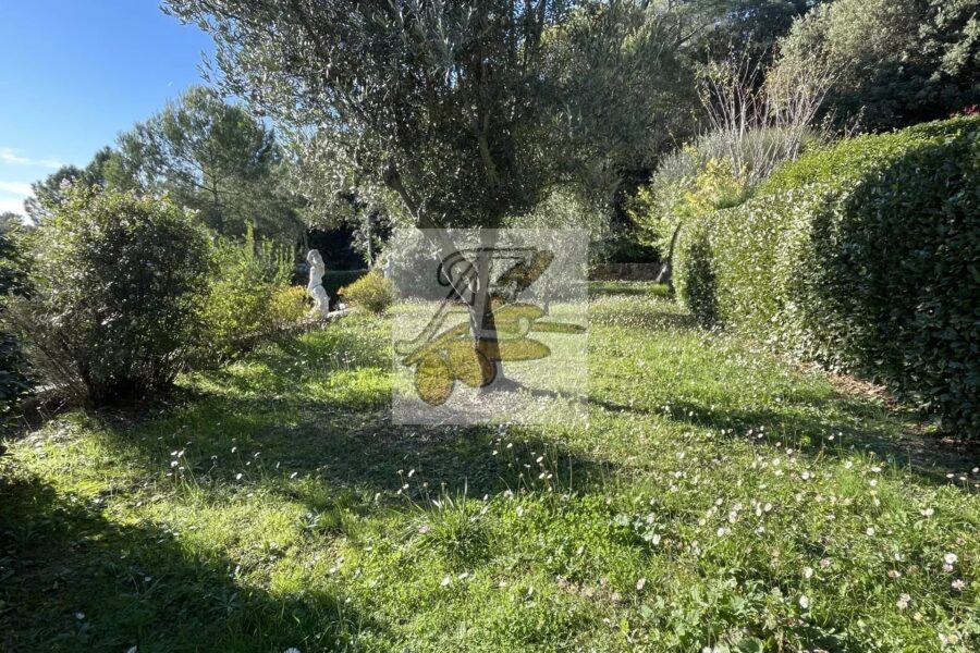 Maison à vendre à Seillans