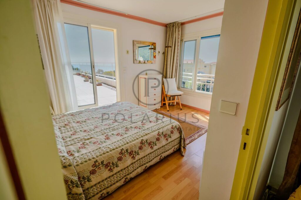Penthouse hors marché | Cap d’Ail | Vues exceptionnelles sur la mer – 4 pièces – 2 chambres – 95 m²
