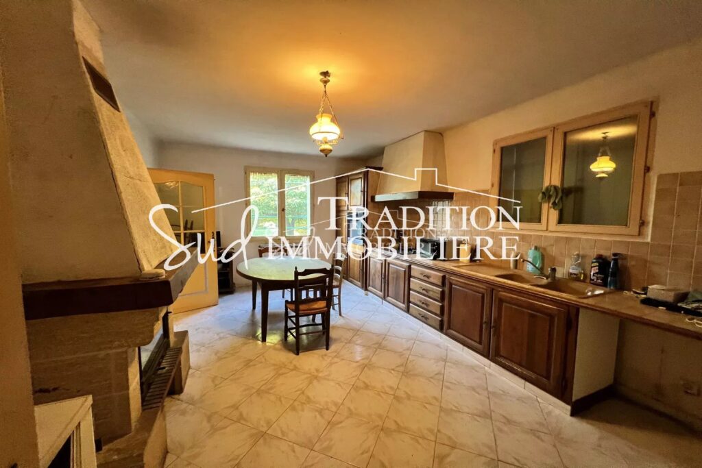 vente maison 7 Pièce(s) – 7 pièces – 4 chambres – 182.00 m²