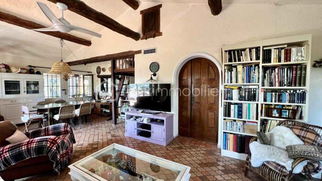 Villa 7 pièces La Colle-sur-Loup – Vue Saint-Paul-de-Vence – Maison d&rsquo;ami indépendante – 7 pièces – 5 chambres – 225 m²