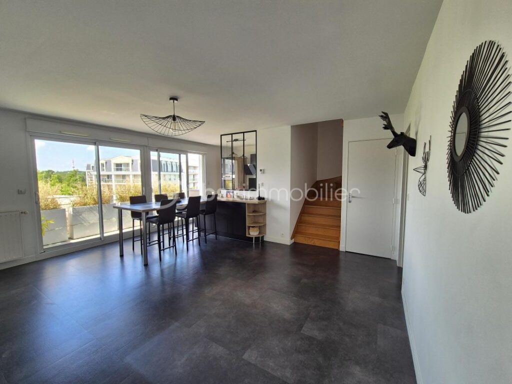 Appartement T3 en Duplex – 64 m² – 3 pièces – 2 chambres – 64 m²