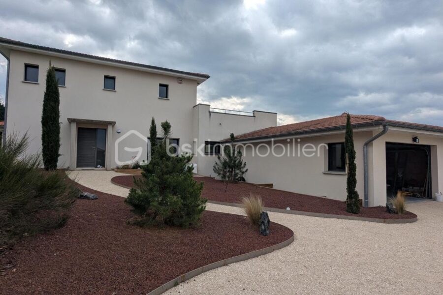 Maison à vendre à Salvizinet — Vue nature — photo 3