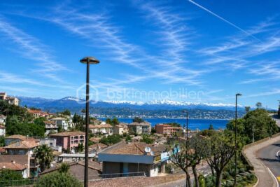 THEOULE / MER – APPT 3 PIECES – 67M² – VUE MER – PARKING – 5 MIN A PIED DE LA PLAGE – 3 pièces – 2 chambres – 67 m²