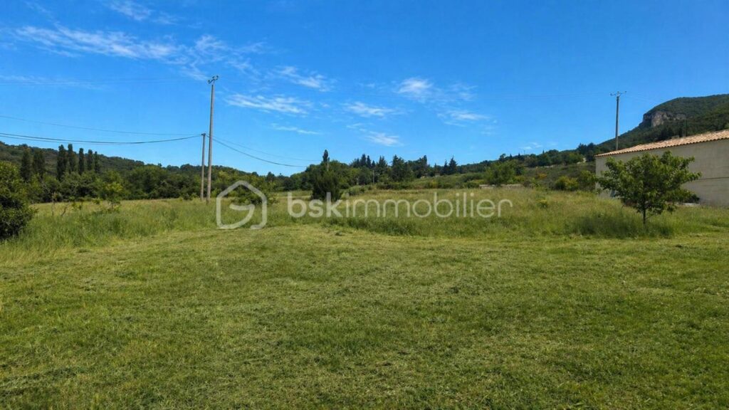 PROJET À FORT POTENTIEL – TERRAIN 4 800 m² – SECTEUR LA BÉGUDE-DE-MAZENC – 2 pièces – 1 chambre – 98 m²