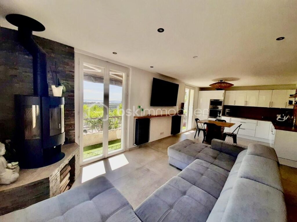 Coup de coeur ! Maison individuelle vue mer – 4 pièces – 3 chambres – 126 m²