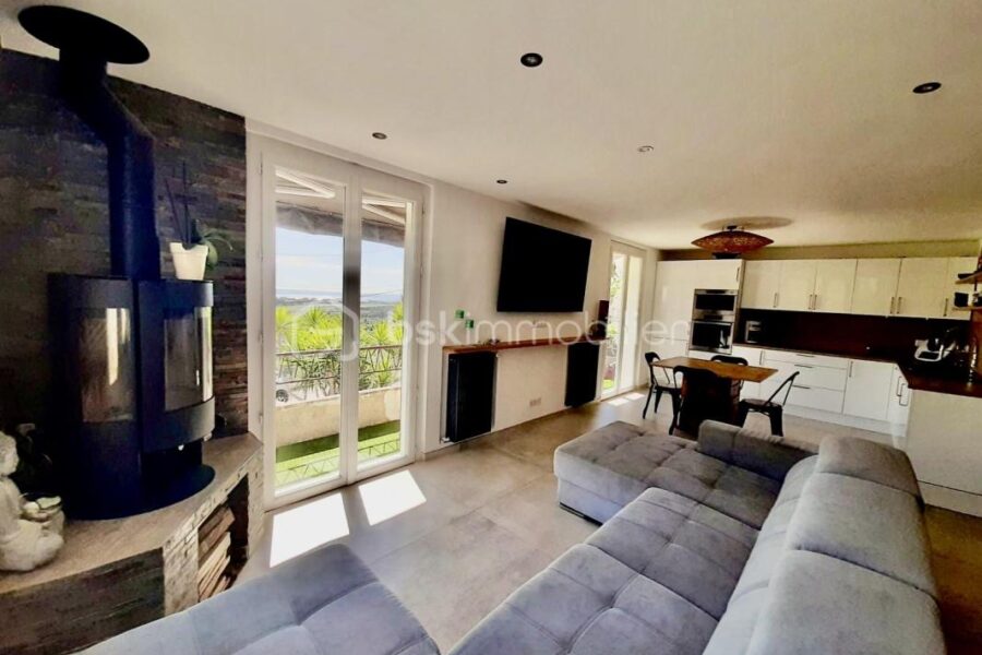 Maison à vendre à Mandelieu la napoule — Vue mer — photo 3