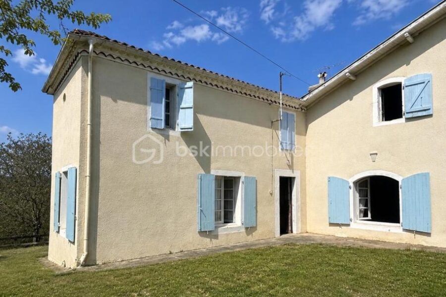 Maison à vendre à Amou