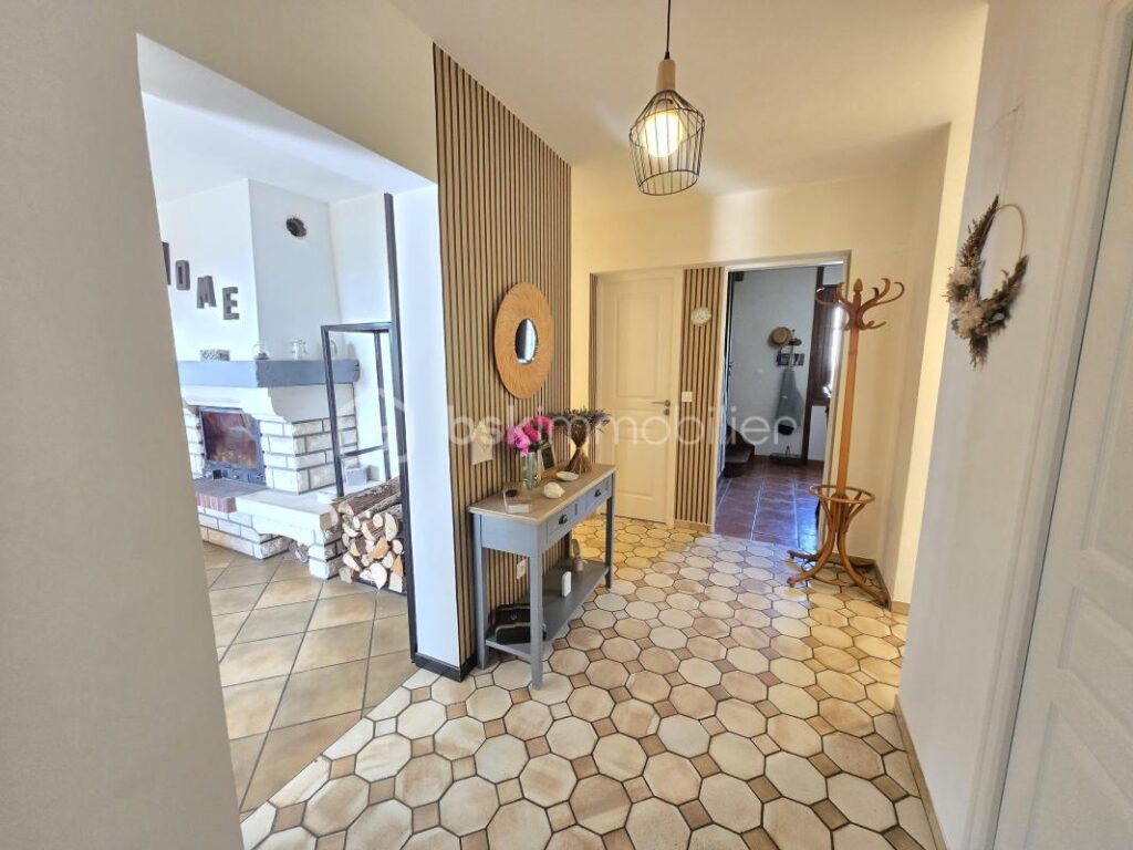 Magnifique Pavillon sur sous-sol de 177m² à Marzy – 5 pièces – 4 chambres – 177 m²