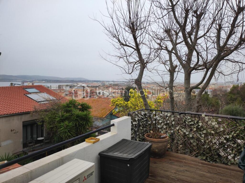 Sète, magnifique appartement de type 3 proche du centre ville – 3 pièces – 2 chambres – 93 m²