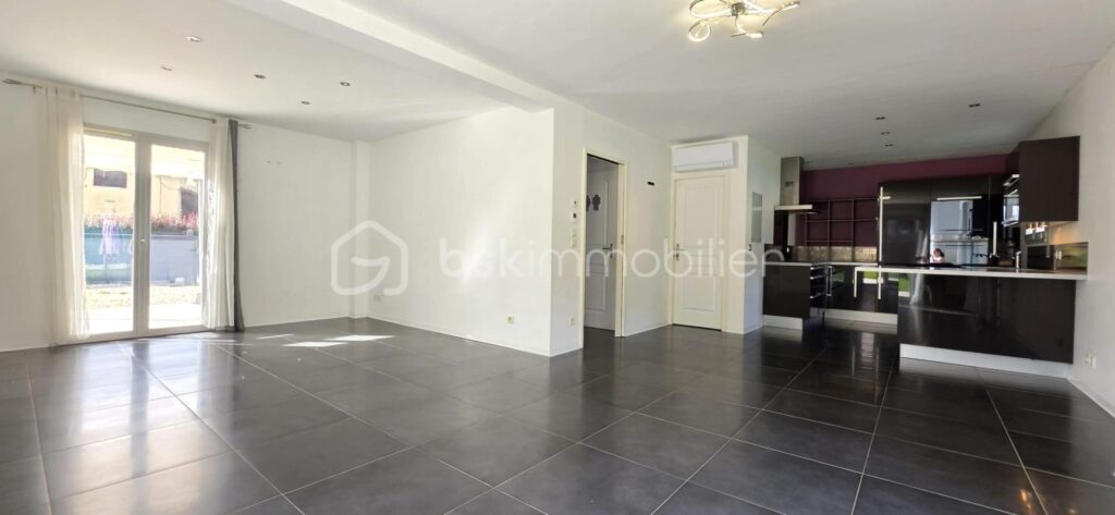 MAISON 4 CHAMBRES SUR TERRAIN DE 510 M² – 5 pièces – 4 chambres – 131 m²