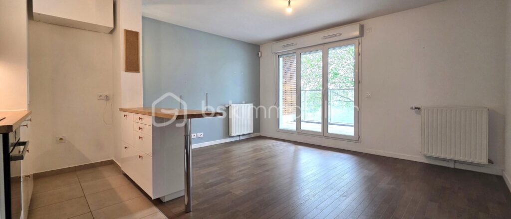 COUP DE CŒUR – BORD DE MARNE – F3 AVEC VUE PANORAMIQUE SUR LA SEINE – 3 pièces – 2 chambres – 62 m²