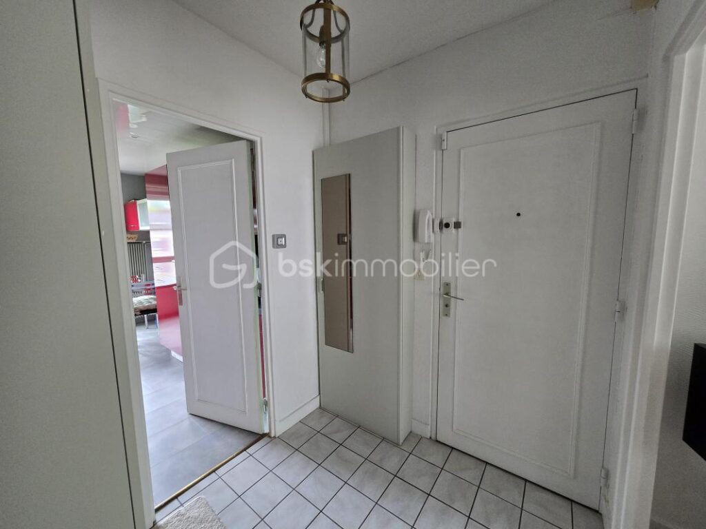 Magnifique appartement de type T4 de 79m² à Nevers – 4 pièces – 2 chambres – 79 m²