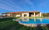 Longère de 275 m² avec dépendances et piscine – 7 pièces – 5 chambres – 275 m²