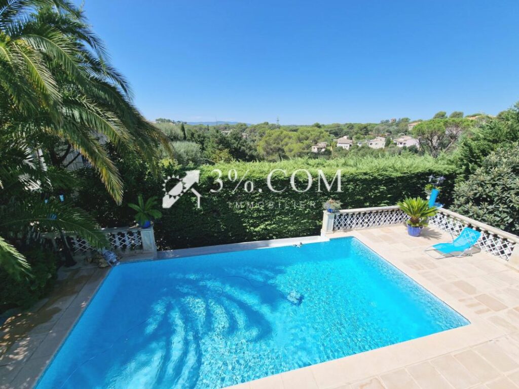 Villa familiale avec vue dégagée aux Golfs – 6 pièces – 3 chambres – 136 m²