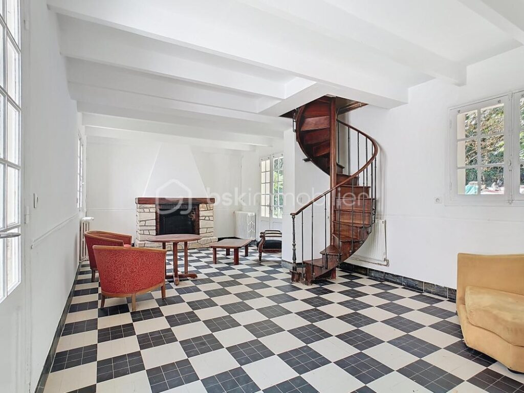 Découvrez votre future maison moderne au cœur de la tranquillité ! – 6 pièces – 4 chambres – 155 m²