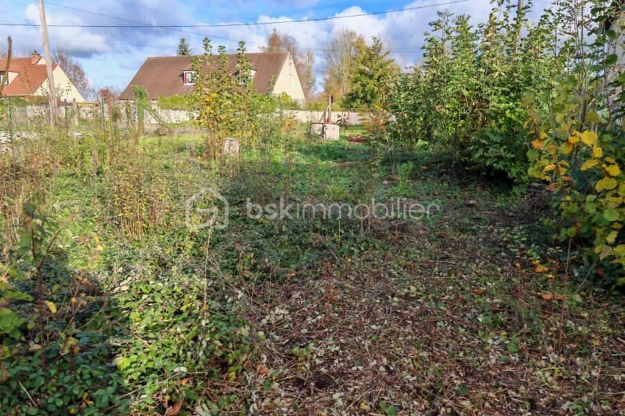 Terrain à vendre à Mauperthuis
