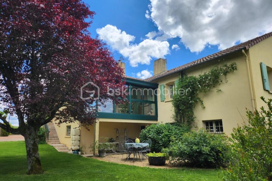 Maison à vendre à Rouille