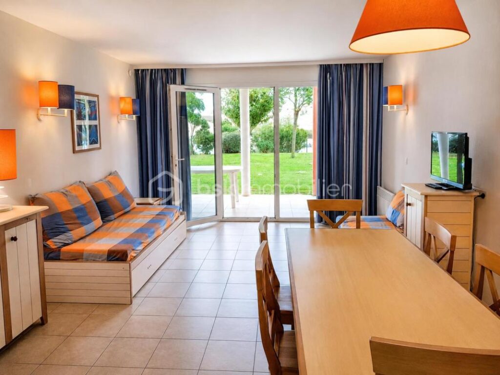 APPARTEMENT RDC T3 DE 51 M2 MEUBLE BARCARES – 3 pièces – 2 chambres – 51 m²