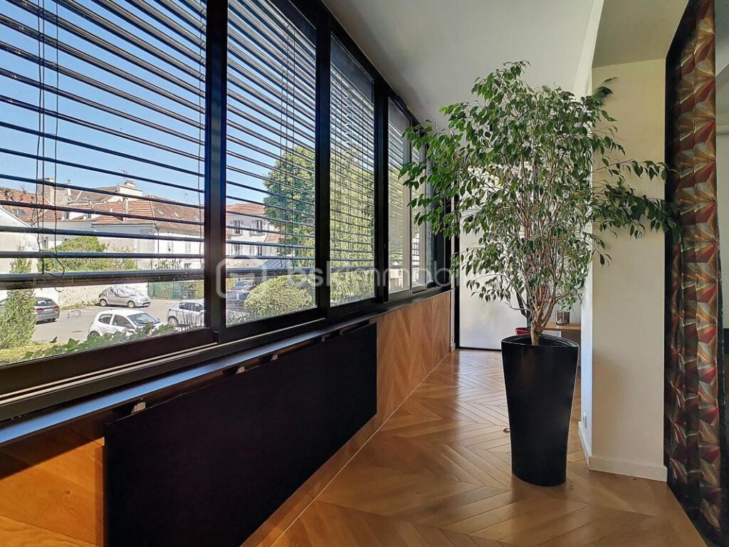 APPARTEMENT HAUT DE STANDING 215M² MEAUX CENTRE – 4 CHAMBRES – DPE C – 640 000 € – 8 pièces – 4 chambres – 162 m²