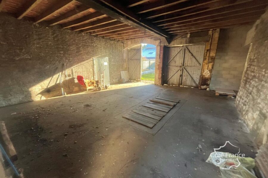 Maison à vendre à Molesmes