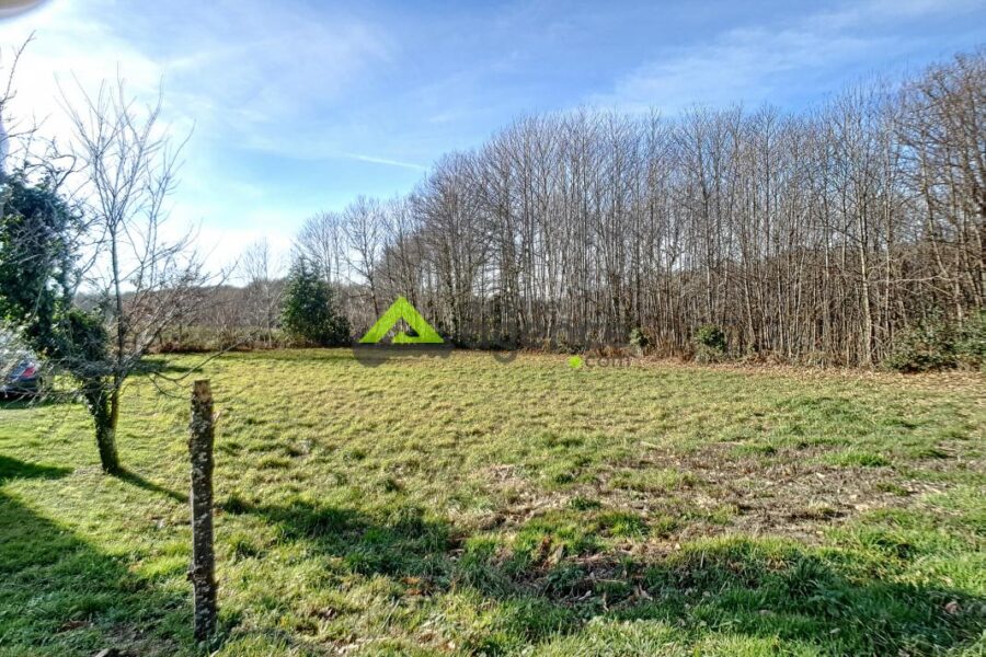 Terrain à vendre à Saint vaury