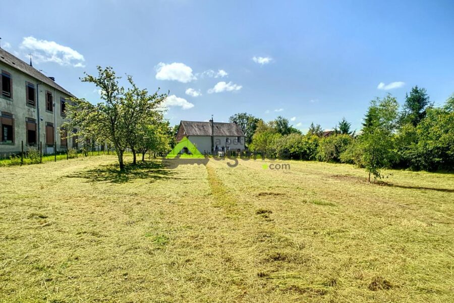 Terrain à vendre à Cressat