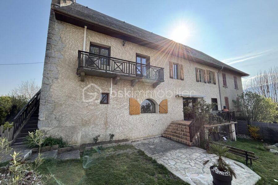 Maison à vendre à Sainte helene du lac