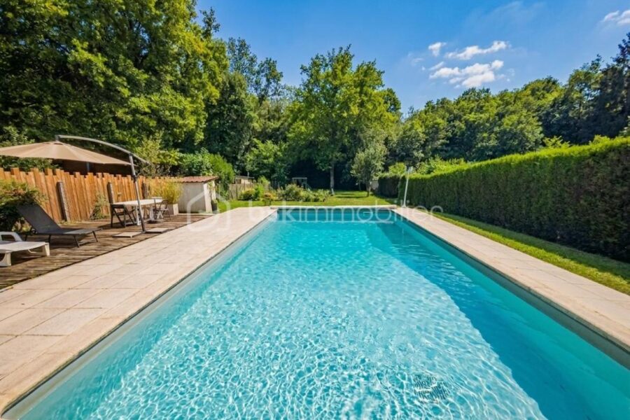Maison à vendre à Fontaine le port
