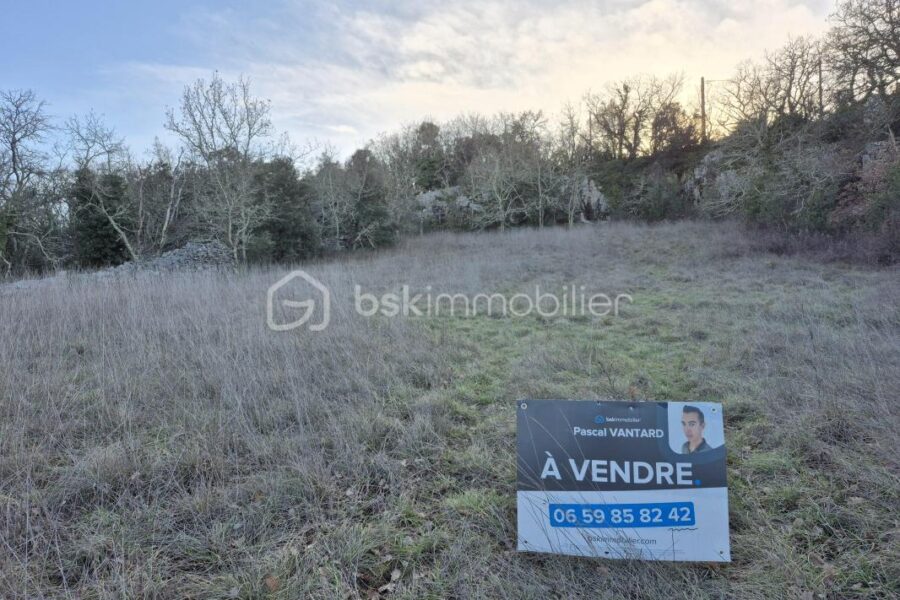 Terrain à vendre à Balazuc