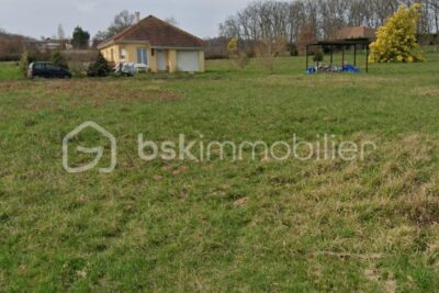 Terrain à vendre à Corbère-Abères